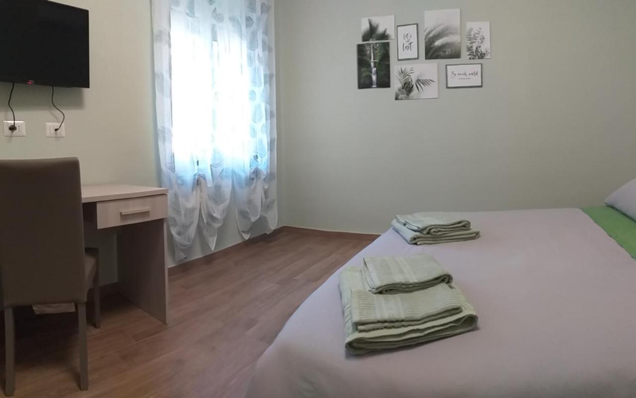 Armonia Family B&B Кротоне Екстериор снимка